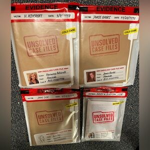 Bundle of Unsolved Case Files Game Set